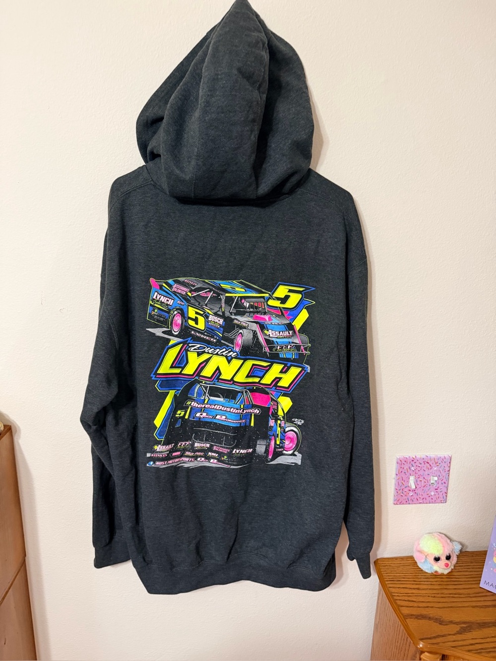 Dustin Lynch Hoodie size XL